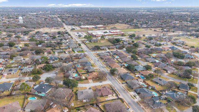 7401 Spring Lea Way, North Richland Hills, TX 76182