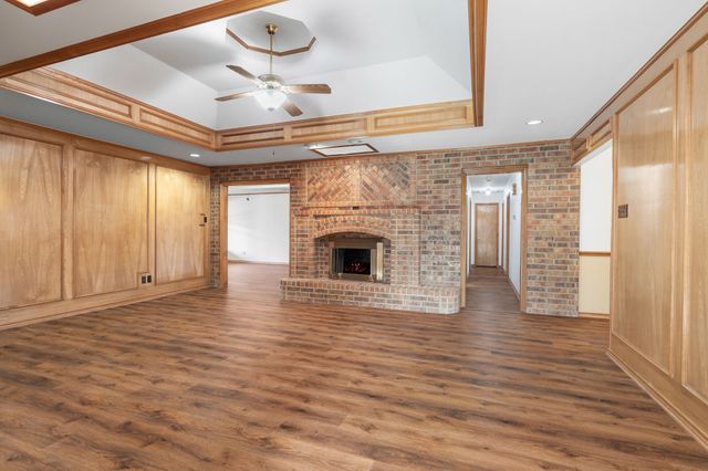 7401 Spring Lea Way, North Richland Hills, TX 76182