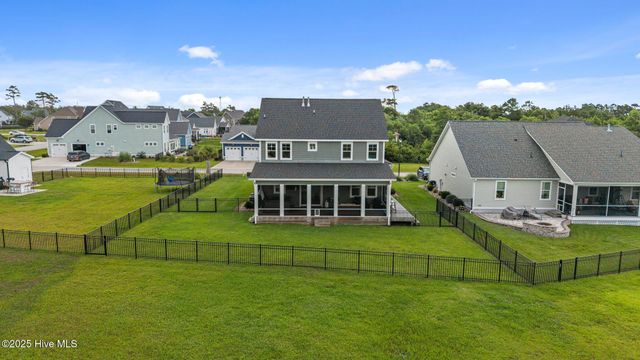 604 Trawler Place, Newport, NC 28570