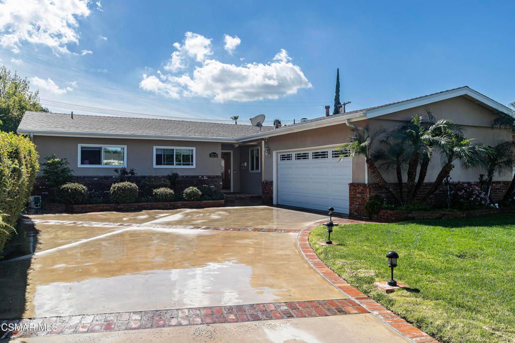 22312 Mobile Street, Woodland Hills, CA 91303