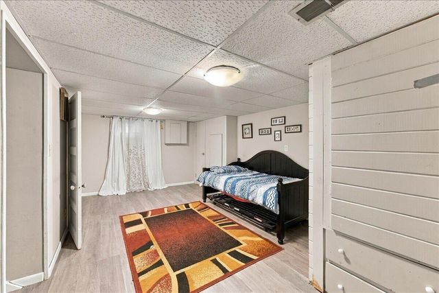 1535 SUNSET Drive, Council Bluffs, IA 51503