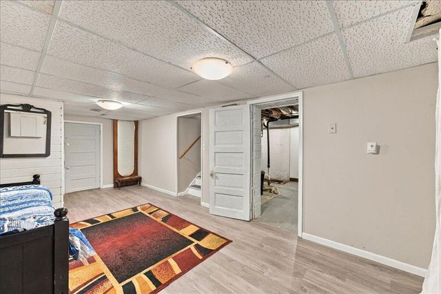 1535 SUNSET Drive, Council Bluffs, IA 51503