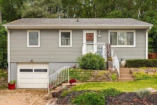 1535 SUNSET Drive, Council Bluffs, IA 51503