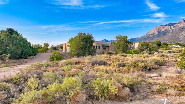 12101 EAGLE ROCK Avenue NE, Albuquerque, NM 87122