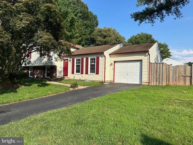 12713 CARLSBAD CT, Herndon, VA 20171
