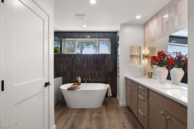 519 N REDONDO Drive N, Litchfield Park, AZ 85340