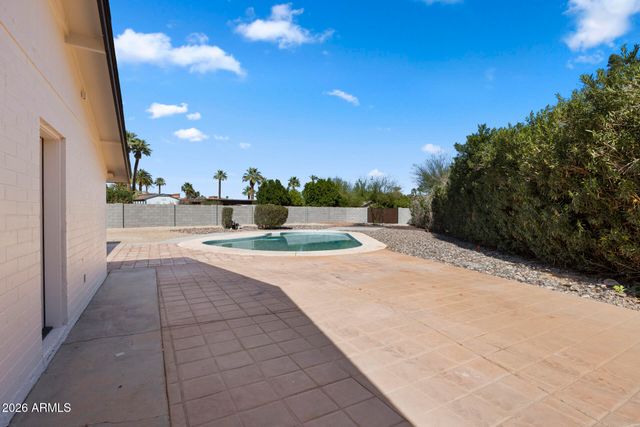 519 N REDONDO Drive N, Litchfield Park, AZ 85340
