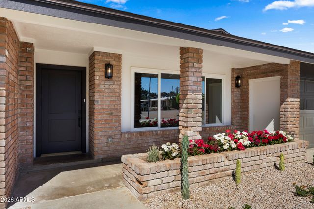 519 N REDONDO Drive N, Litchfield Park, AZ 85340