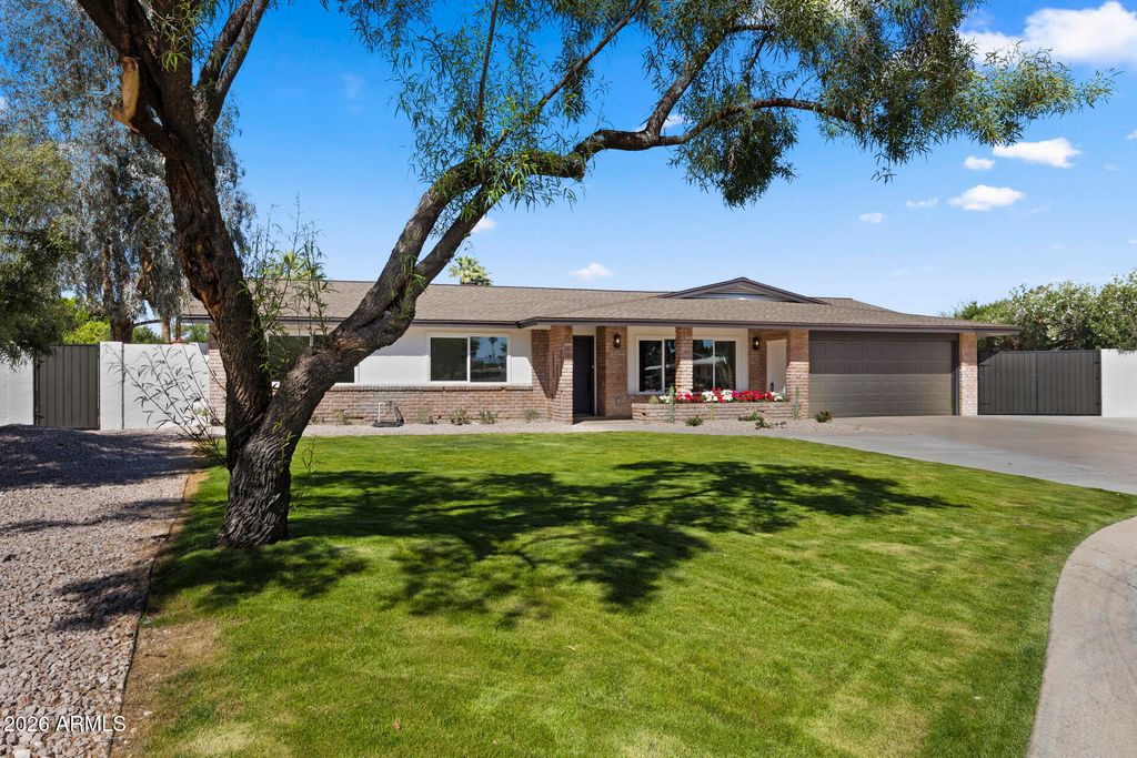 519 N REDONDO Drive N, Litchfield Park, AZ 85340