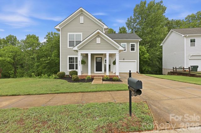 8207 Dumphries Drive, Huntersville, NC 28078