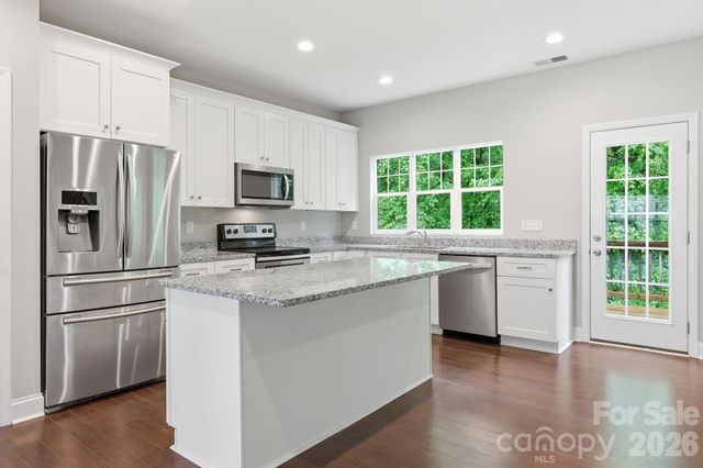 8207 Dumphries Drive, Huntersville, NC 28078