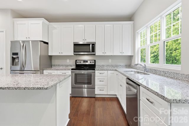 8207 Dumphries Drive, Huntersville, NC 28078