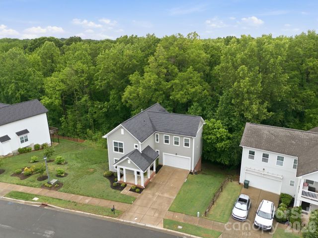 8207 Dumphries Drive, Huntersville, NC 28078
