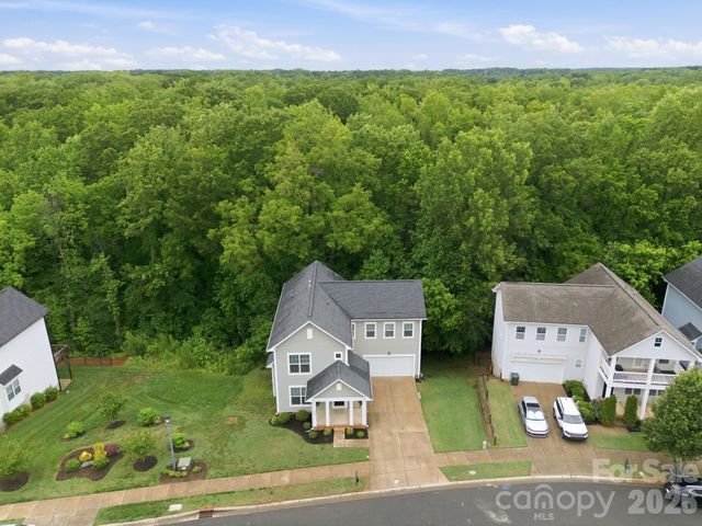 8207 Dumphries Drive, Huntersville, NC 28078