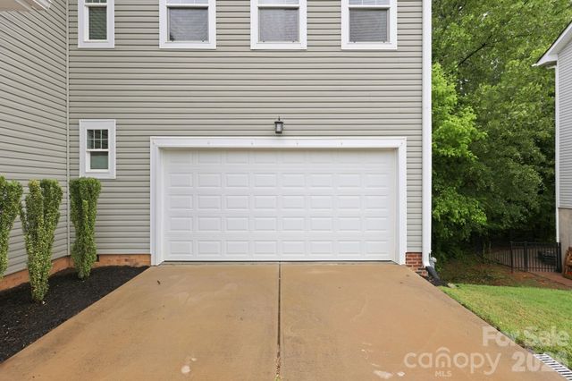 8207 Dumphries Drive, Huntersville, NC 28078