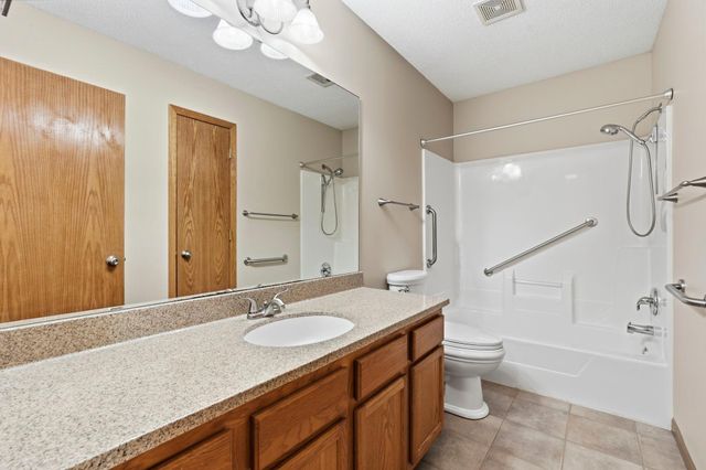 14789 57th Street N, Stillwater, MN 55082