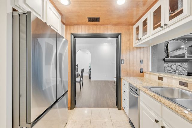 3411 W 6th Street, Fort Worth, TX 76107