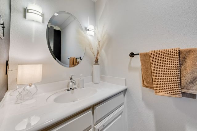 3411 W 6th Street, Fort Worth, TX 76107