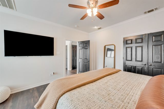 3411 W 6th Street, Fort Worth, TX 76107