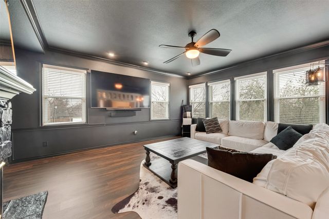 3411 W 6th Street, Fort Worth, TX 76107