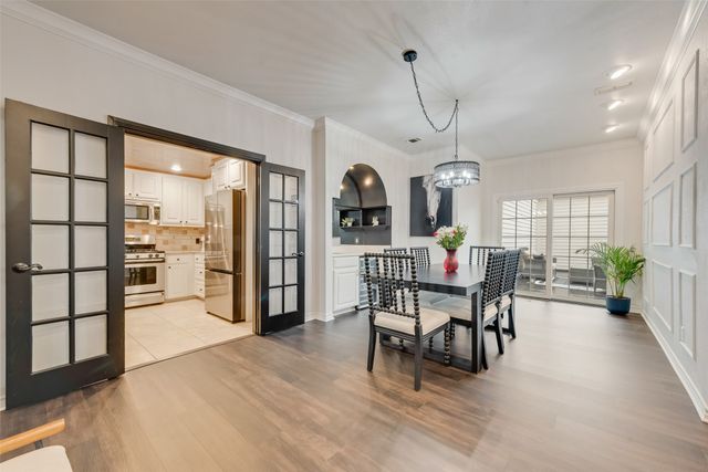 3411 W 6th Street, Fort Worth, TX 76107