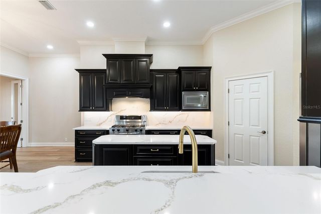 4848 ISLAND SHORES LANE, Lakeland, FL 33809