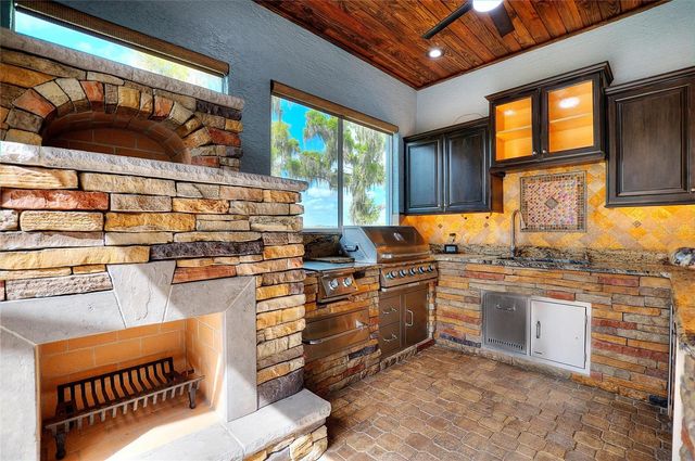 4848 ISLAND SHORES LANE, Lakeland, FL 33809