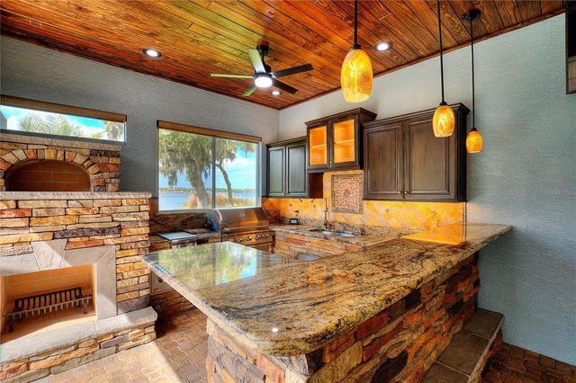 4848 ISLAND SHORES LANE, Lakeland, FL 33809