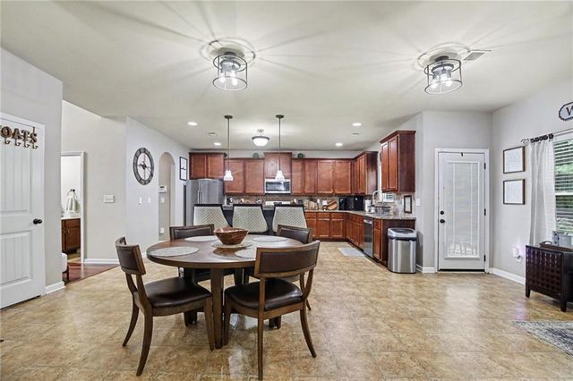 330 Adverstone Court, Fayetteville, GA 30214