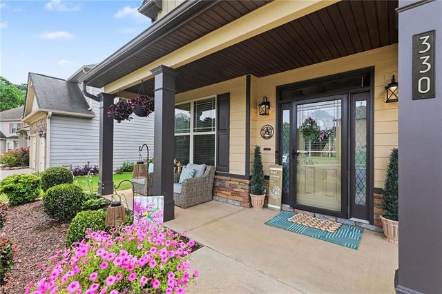 330 Adverstone Court, Fayetteville, GA 30214