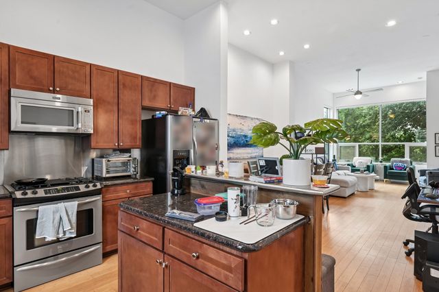 744 Cannen John Lane, Dallas, TX 75204