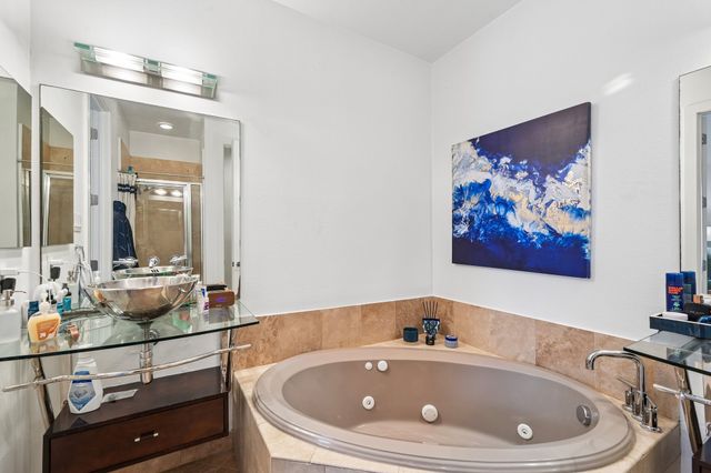 744 Cannen John Lane, Dallas, TX 75204