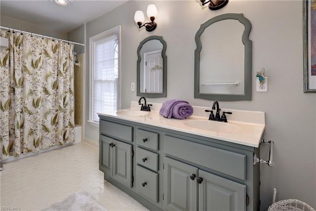 110 James Bray DR, Williamsburg, VA 23188