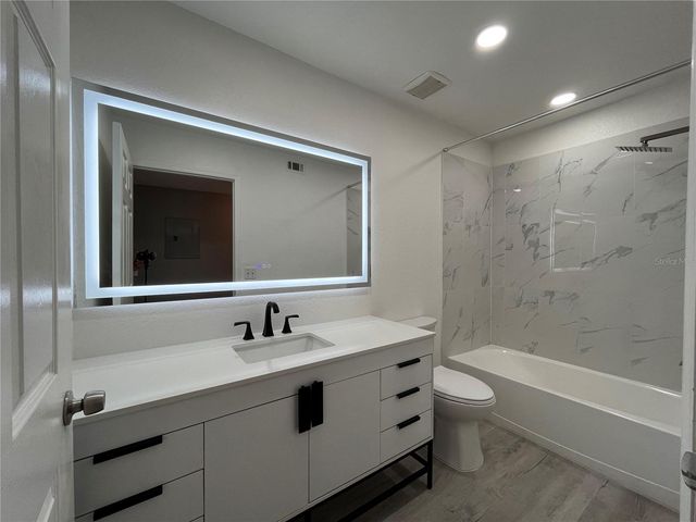 13838 FAIRWAY ISLAND DRIVE 1412, Orlando, FL 32837