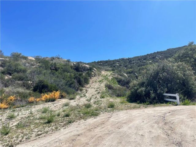 7 Martin, Hemet, CA 92544