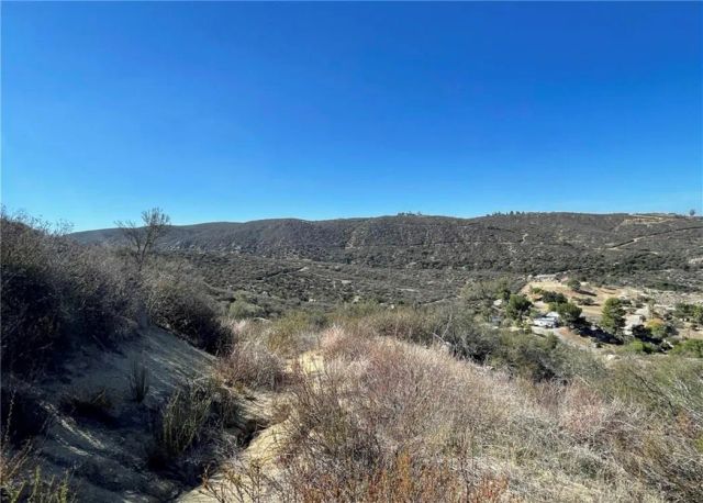 7 Martin, Hemet, CA 92544