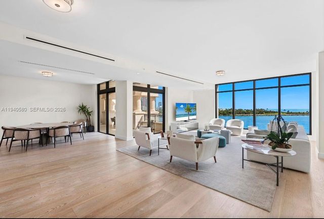 7055 Fisher Island Drive 7055, Miami Beach, FL 33109