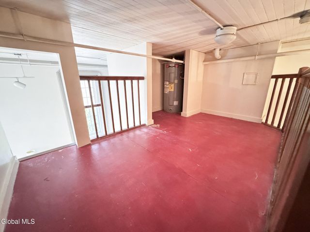 409 Madison Avenue 102, Albany, NY 12210