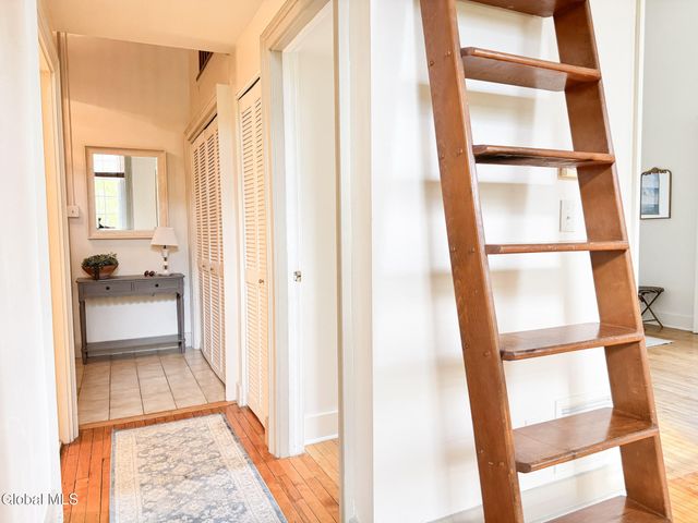 409 Madison Avenue 102, Albany, NY 12210