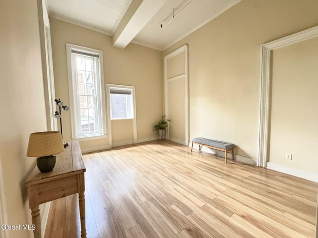 409 Madison Avenue 102, Albany, NY 12210