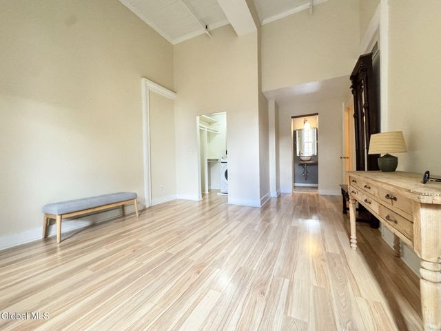 409 Madison Avenue 102, Albany, NY 12210