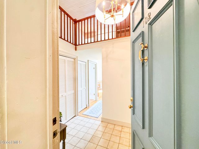 409 Madison Avenue 102, Albany, NY 12210