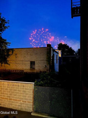 409 Madison Avenue 102, Albany, NY 12210