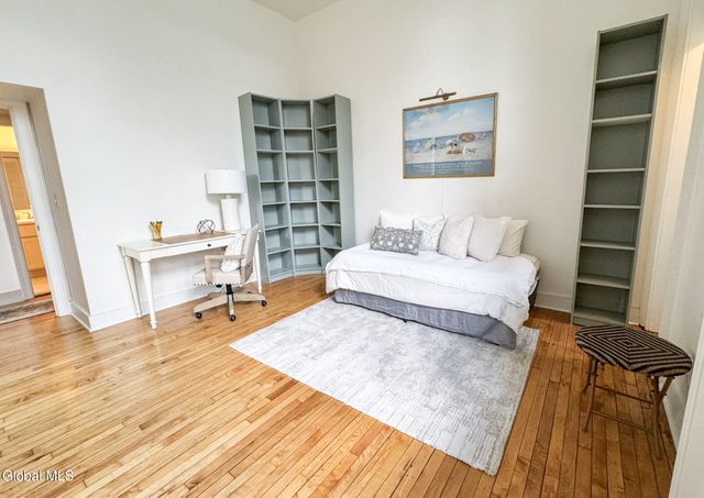 409 Madison Avenue 102, Albany, NY 12210