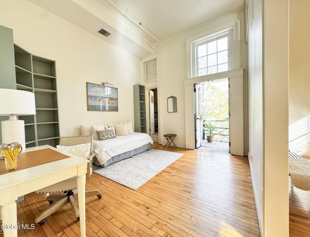 409 Madison Avenue 102, Albany, NY 12210