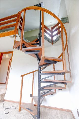 735 Carroll Drive SE, Cedar Rapids, IA 52403