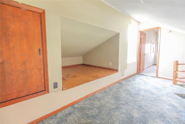 735 Carroll Drive SE, Cedar Rapids, IA 52403