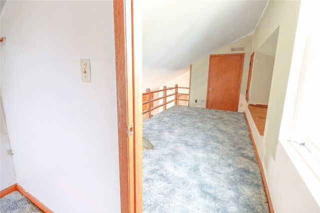 735 Carroll Drive SE, Cedar Rapids, IA 52403