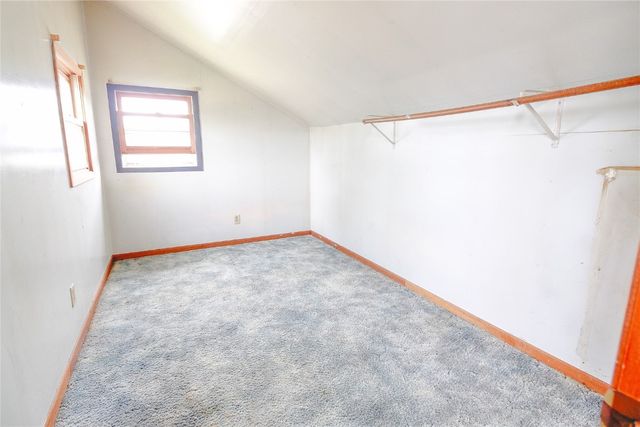 735 Carroll Drive SE, Cedar Rapids, IA 52403