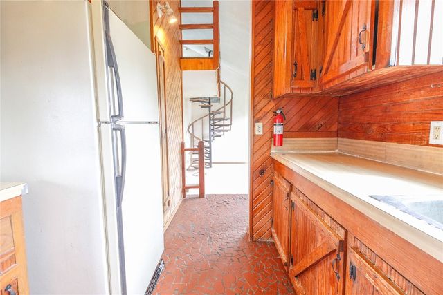 735 Carroll Drive SE, Cedar Rapids, IA 52403